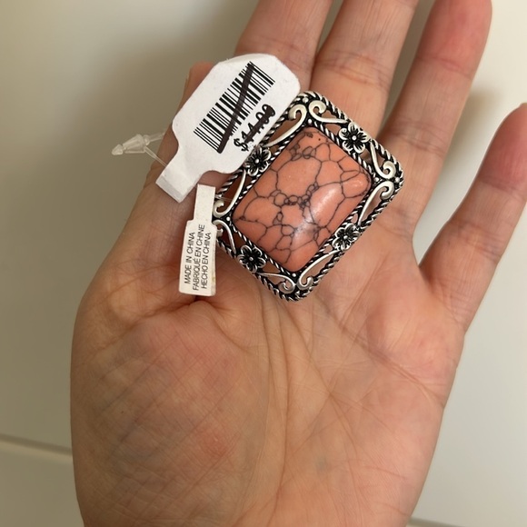 NWT Free People adjustable ring - Picture 4 of 4